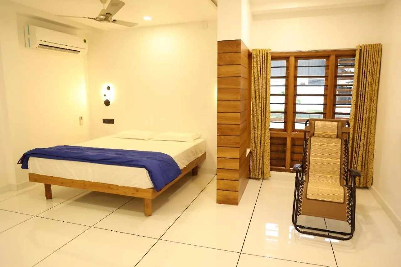 Quilon Lake Inn Kollam
